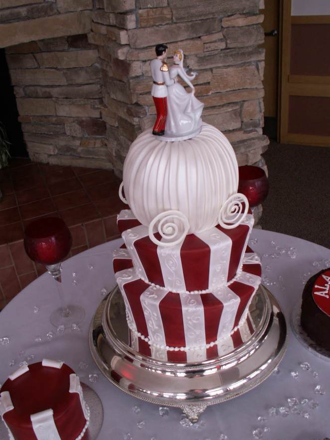 cinderella-wedding-cakes